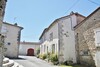Champagne commune et fontaine (24320) Dordogne